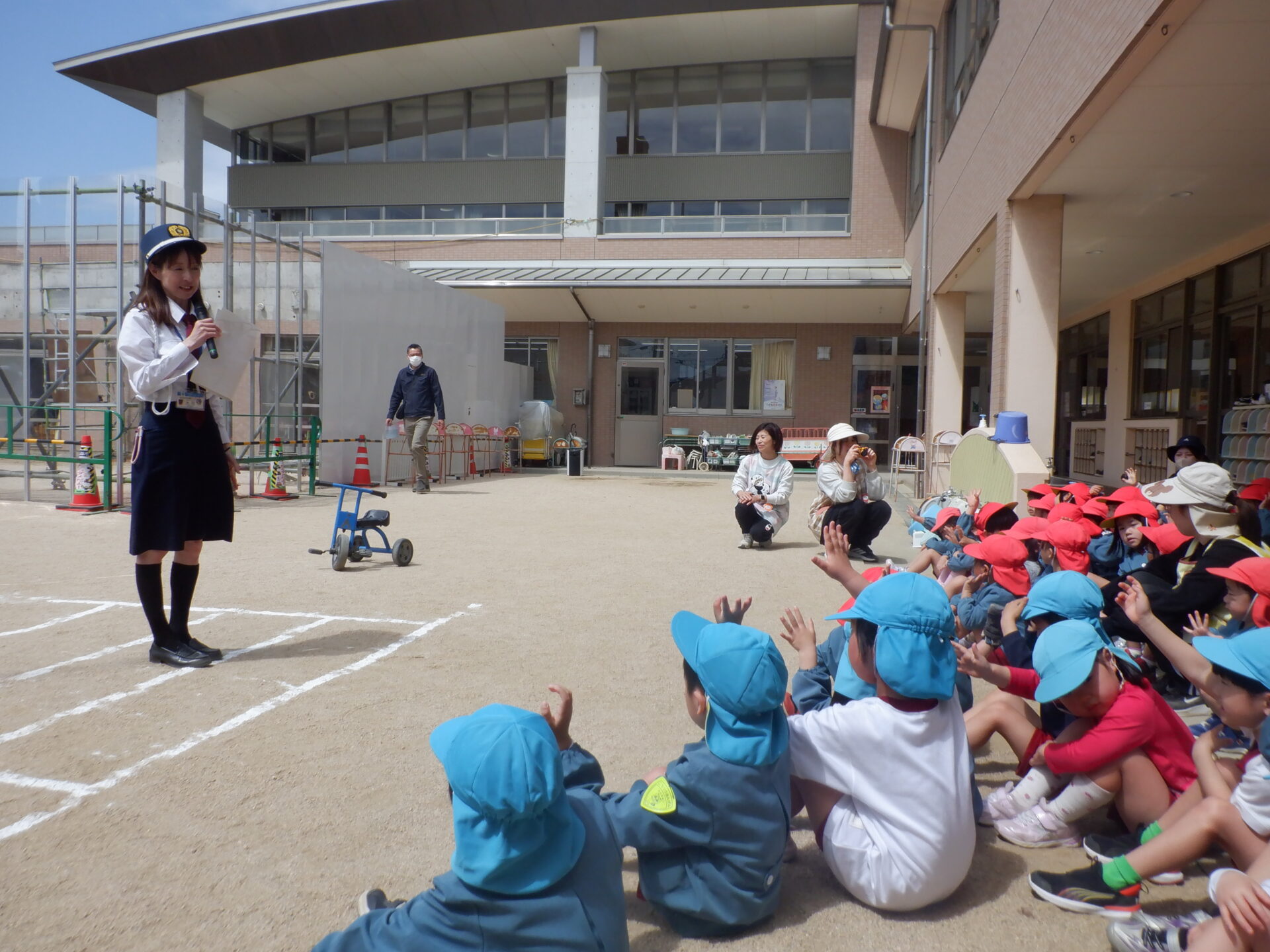 交通安全教室がありました（ゆり・きく） 画像