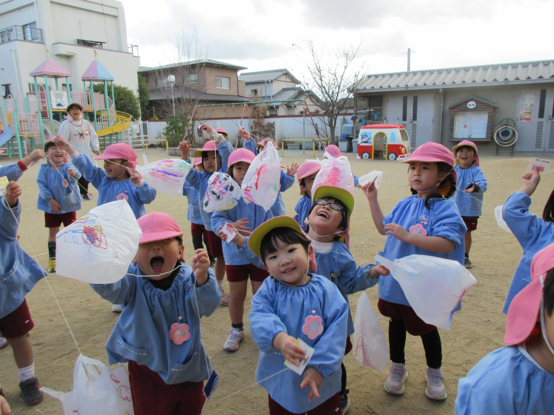 凧あげをしたよ🎍さくらぐみ 画像